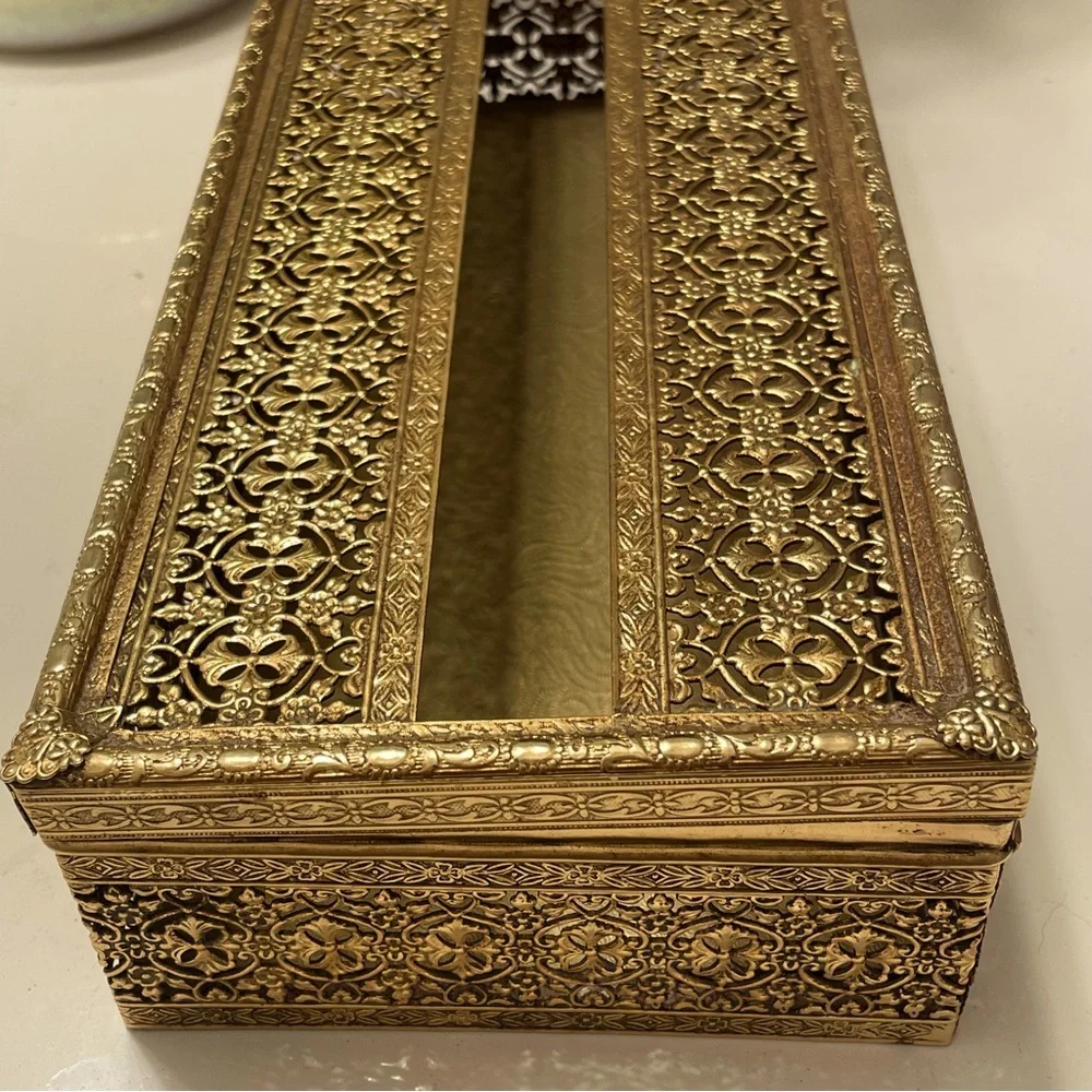 Vintage Tissue Box Holder Gold Filigree Hollywood Regency Metal